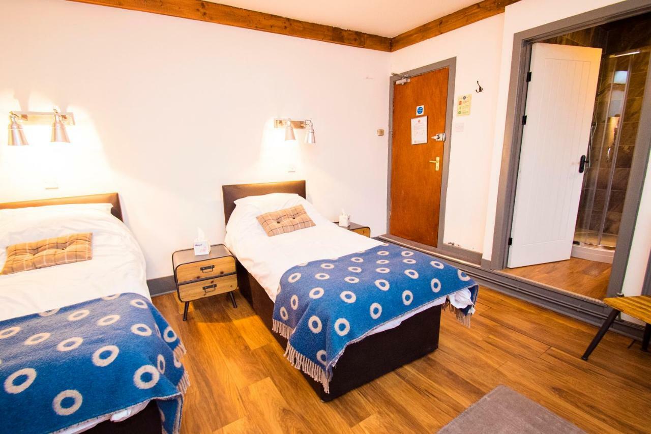 Nik The Greek Bed & Breakfast Burry Port Eksteriør bilde
